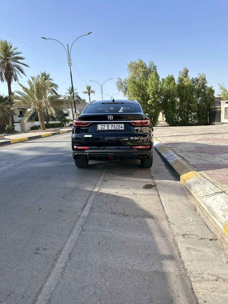 السلام عليكم 
للبيع شانچان CS85 موديل 2022
فول السياره بنوراما كشنات جلد كهرباء  تدفئه 
تبريد رادارات امامي وجانبي وكامرات 360 
تشغيل عن بعد وعليها تغليف PPF
وباقي المواصفات معروفه 
كير مكينه صدر تبريد مكفول بدون نقص السياره
رقم اربيل تريد تحويل او وكاله 
بيها فقط جوه الرقم الخلفي صبغ ع كد شبر 
والباقي مكفول مكاني بغداد المنصور 
السعر ١٥٧ ورقه وبيها مجال 
***********

