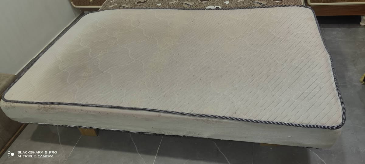 دواشك للبيع
دوشك ابونفر  ( الجوزي) بسعر 30
ودوشك ابو نفر ونص ( الابيض) بسعر 50

العنوان الرفاعي كاع شياع
التواصل :   ***********
