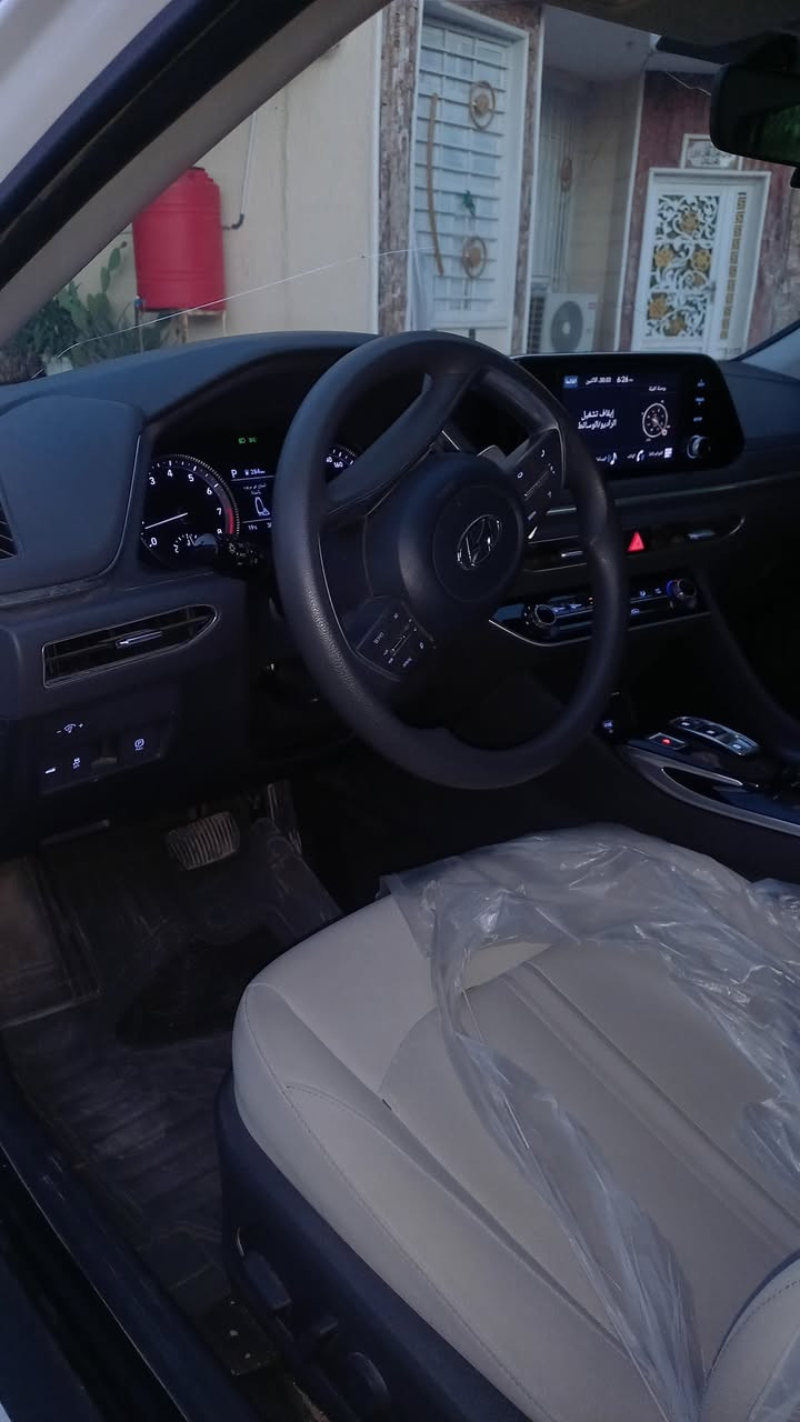 سوناتا خليجي موديل 23رقم ب26270903غداد ماشيه ٣٨ سيارة فول ماعدا الفتحه بيه صبغ جاملغ امامي أيسر وربع الجاملغ الأيمن والجاملغ الخلفي بيه شبر رش باقي التفاصيل اتصال على الرقم بي واتساب ***********/ 078 السعر 168وبيه مجال بيسط
