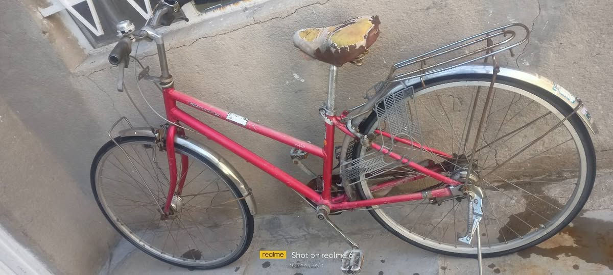 سلام عليكم
باسكلات عدد 2 
للبيع حجم 27 
مابيهن اي نقص
گير وحساس كلشي كامل 
مكاني المحمودية 
السعر ثنينهن ب150 وبيهن مجال 
رقم تلفوني 
***********
