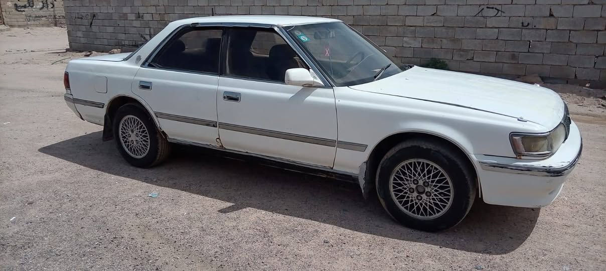 شيزر كصيف كفاله من كص ونقل جثه وضربه القويه وكافه اصوليه والعيب الشرعي 
رقم بصره انكليزي مشروع وطني تحويل ثاني يوم شرط سنويه جديده 30 محرك وكير ونجي 6سلندر حلوات حداديه امامي طخم تاير خلفي جديد كهربيه كله شغاله  داخليه حلوه السعر 34وبيه مجال بصيط 
العنوان البصره سفوان 
***********
