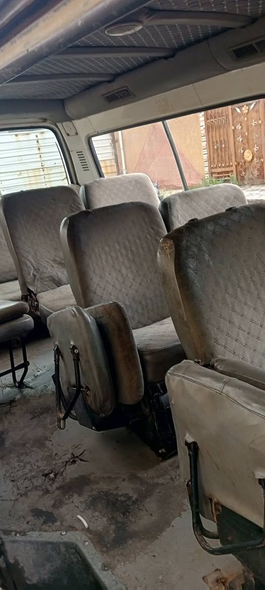 السلام عليكم فتون 2009 رقم بغداد انكليزي 
تحويل ثاني يوم بيها تعمير ذيول 
مصفره هيه وغرامات 
العنوان العبيدي 
السعر 50وبيها مجال لطيبين 
الرقم. ***********
