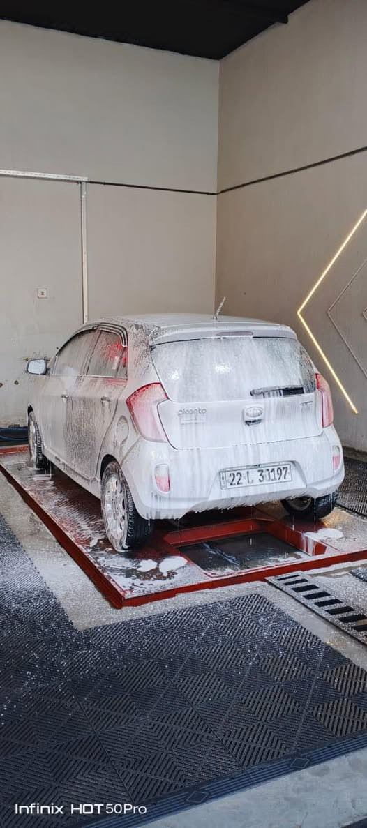 السلام عليكم  بيكانتو موديل 15 للبيع فول مواصفات رقم اربيل بأسمي بيه جاملغ يسار صبغ مو حادث تخم تاير سياره كامله  هاي عندي انضربت بدلت باب اصلي وبيه بارد باب السايق و سونارهة موجود ماشية 89 الف و عندي انضربت الباب خلف السايق وبدلتهة  بلاديه سعرهة 80 بي مجال ((للبيع فقط بدون اقصاد ولا مراوس ))السيارة كلش نظيفه للاستفسار الاتصال***********
