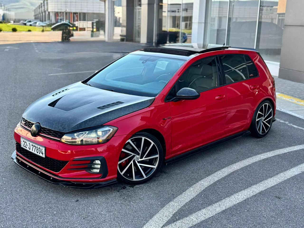﷽
GOLLF GTI 2020
▫️فولكسواكن گولف موديل 2020 GTI
🔹مواصفات GTI فول مواصفات ١/١ 
🔹لون مميز ( لون احمر ❤️ )

▫️محرك اربع سلندر 2.0L توربو محرك مرغوب 🔥🔥
🔹محرك و گير بشرط مامفتوح 📦✅
🔹بدون صوت و بدون صرف و خلل بشرط فحص
🔹ماشية 51 الف حقيقي 

▫️سيارة جديد حيل حيلو نظيفة 📦
🔹بيها ( واحد جملغ صبوغ بنيد محدث كاربون فايبر )
🔹سيارة جديد بدون بارد و بدون شخت بدون رصعات 📦

▫️اضافات بيها
1-ستيرن كاربون و شاموا
 2- هدرز 
 3- داون پاپ
4-لحية - دوسات
5-بونيد كاربون 
6-جناح 

مواصفات GTI فول مواصفات
( بصمة - پانوراما - كير أوتوماتيك - رادار امامي و خلفي - رادار جانبي - شاشة كبير - كشن جلد - كشن كهربا - كشن تتفيئة - بادل شفت - داخل ليد - نيضام قيادة سبورت و ئيكو - ئوتو ستؤب - لايت ليد و زينون - بلاجكتور - فوليوم - تحديد سورعة - بعد هواي مواصفات )

◽️اربع تاير ويل جديد 
🔹سيارة شرط بدون اى نواقص گير و محرك و حدادي و كاهرباى كلة بشرط
🔹سنوي و رقم و هزة جديد سنوي بأسمي
🔹 نفسي يوم / تحويل و كاله حاظر
🔹 مكان_🌆 سليماني

◽️سعر_ 158$ 🔐🔥🔥
◽️موبايل_ *********** ::: ***********
____________________________________
