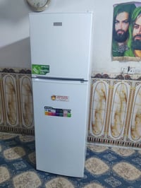 ثلاجه اخت الجديده بس كارتونه مابيهه نضافه فول تجميد شرط فوك وجوه مال ع...