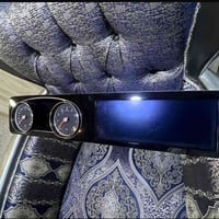 شاشه مرسيدس w213  E300 بيها كار باي وشرط اصليه وشغاله الي تفيده يدخل خ...