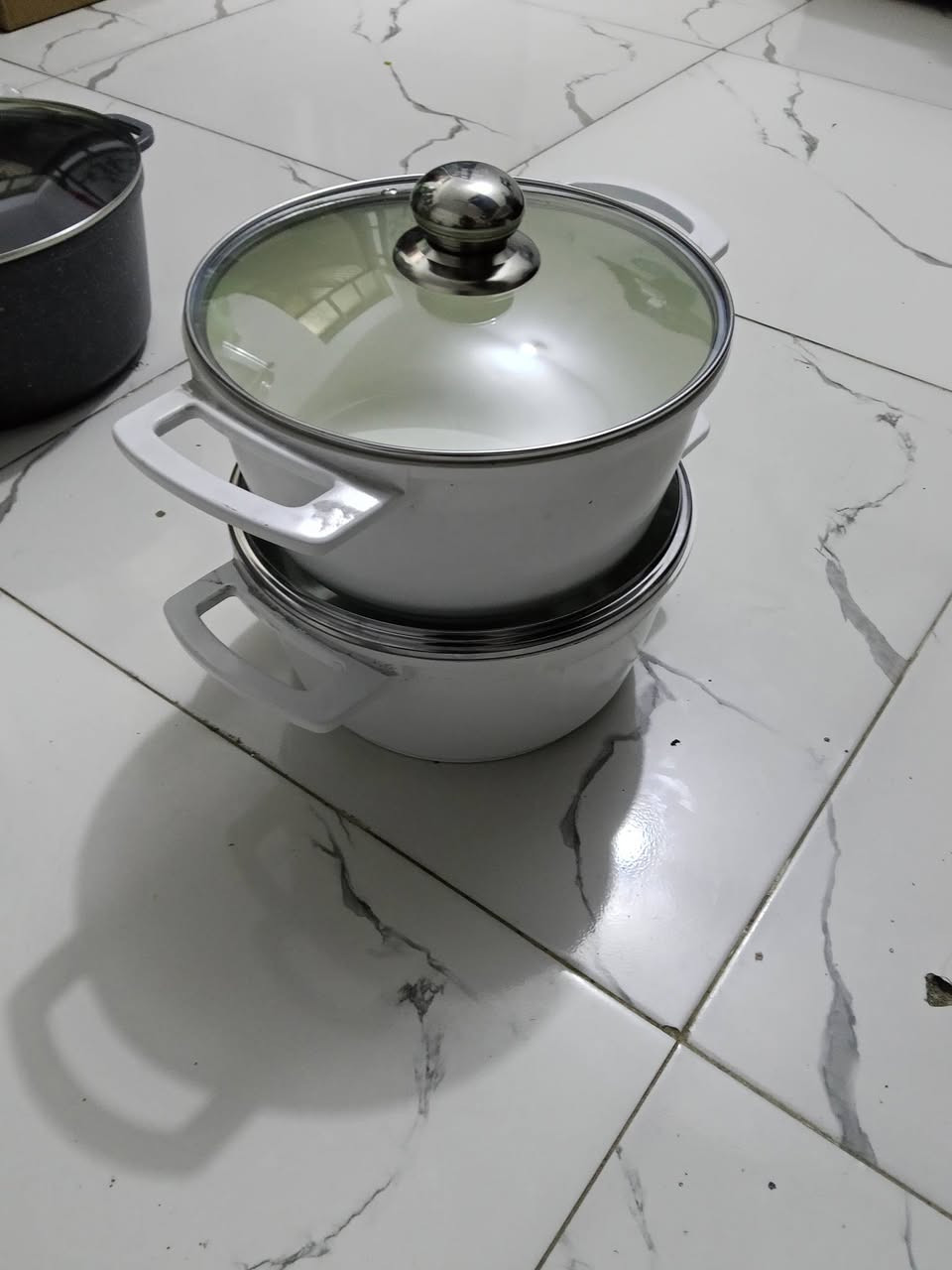 السلام عليكم شباب أغراض منزلية ورد أشجار جهاز رياضة كرسي هزاز دوشك طفل ماعون ملكي كاسات طاوة ثقيل كلشي موجود بصور الشراي يتواصل ***********
