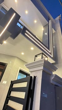 مشتمل للبيع مساحة 📐 1️⃣0️⃣0️⃣ م 🏘️ ▪️الواجهة الأمامية  : 🔲 5️⃣ م //   ...
