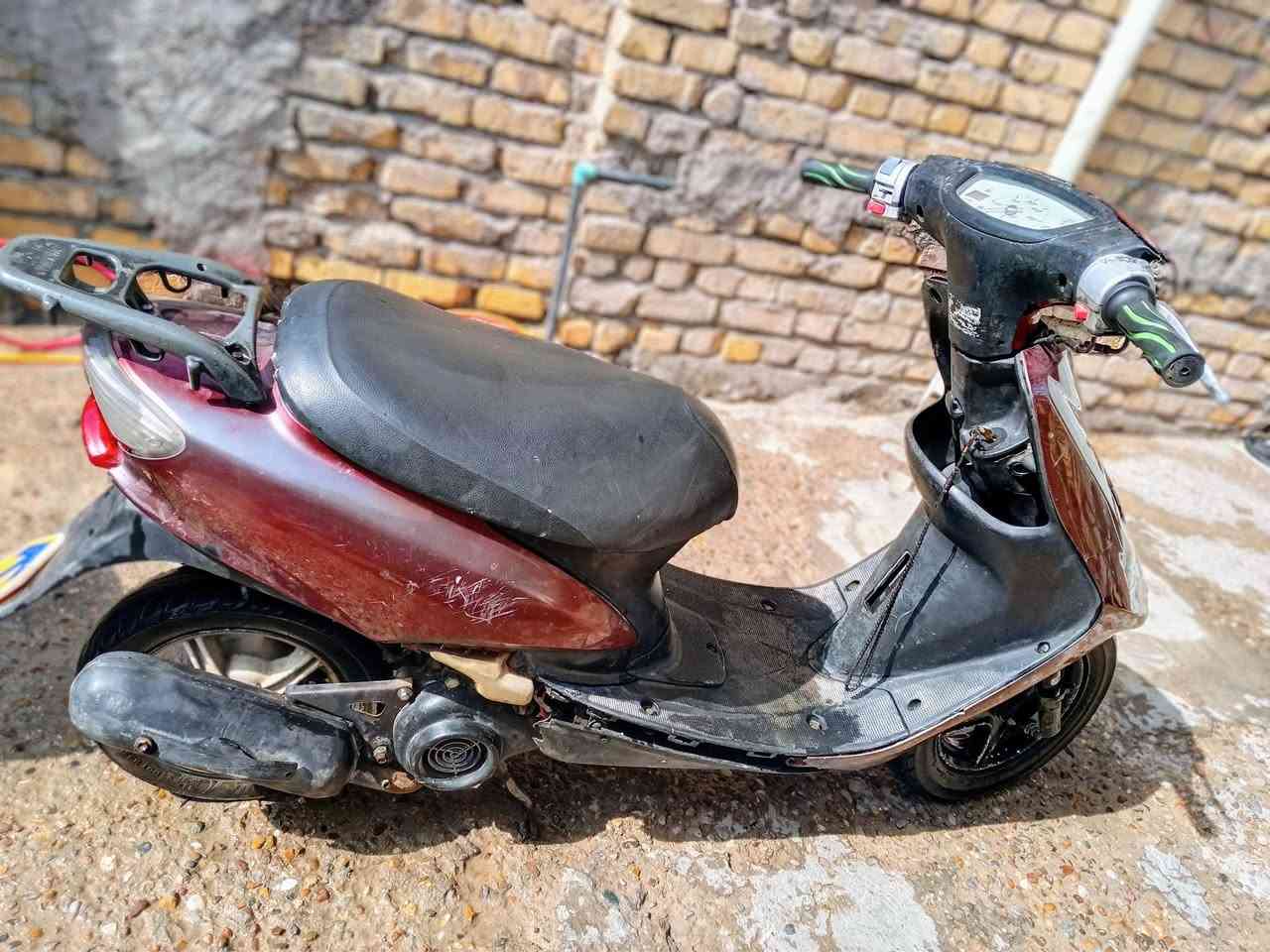 دراجه 60 عصفوري تجفيت جديد السعر 200 وبيه مجال قليل رقم ***********فقط واتساب مكاني بغداد الشعب الجمعيات جامع المحترك
