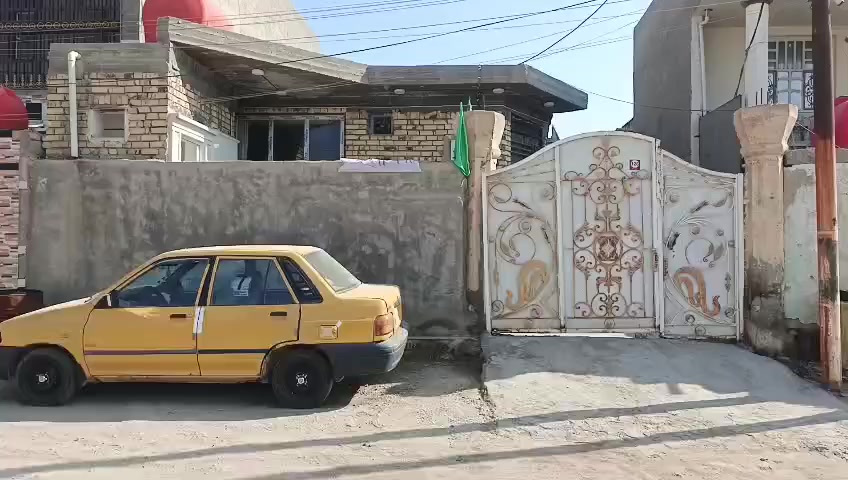 يا الله عرض مميز كلش
سلام عليكم بسعر مناسب 
بيت للبيع 200متر طابو زراعي سند 25 تحويل مباشر 
يحتوي على غرفتين نوم وستقبال وحمامات داخليه وخارجية وكراج مال سياره 
خدمات كامله تبليط ماء اساله كهرباء 
البيت بي نقص بسيط 
كلش قريب على شارع العام حله كربلاء دقيقه بس عن الشارع العام 
العنوان حله ابو غرق بحي ابو اسد 

السعر والتفاصيل أكثر خاص او الاتصال على الارقام او المراجعه مكتب الرحمن حله شارع 100 
#ملاحظة# لمن يرغب في
 عرض عقار او ارضه طابو صرف او طابو زراعي عليه مراسلتنا او الإتصال
***********
***********
