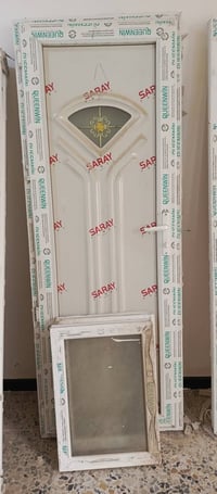 باب pvc عدد 3 باب خشب تركي اخو الجديد عدد 4 باب حديد مع الفريم مع شباك...