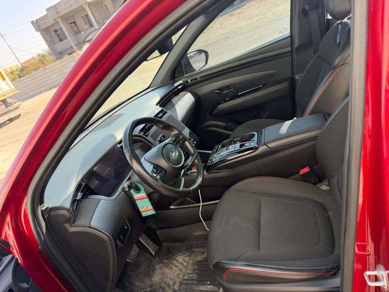 للبيع او مراوس 

سلام عليكم توسان 2023 ان لاين رقم بغداد ومواصفاتها معروفه وراد امريكي ضررها فقط نص بنيد بدون قطرة دواخل وبدون ايرباك كل الايرباكات سليمة ماشيه 137 السيارة كلش جديده كير ومكينه وصدر وكله مكفول 

شاشه كبير 

بنوراما 

كامره 

فول تحكم ستيرن 

ويل كب 19 

رادار امام خلفي 

السعر 215 ورقه 

مكان السياره بغداد  

اعتذر غير متواجد علفيس 

*********** بغداد, العراق
