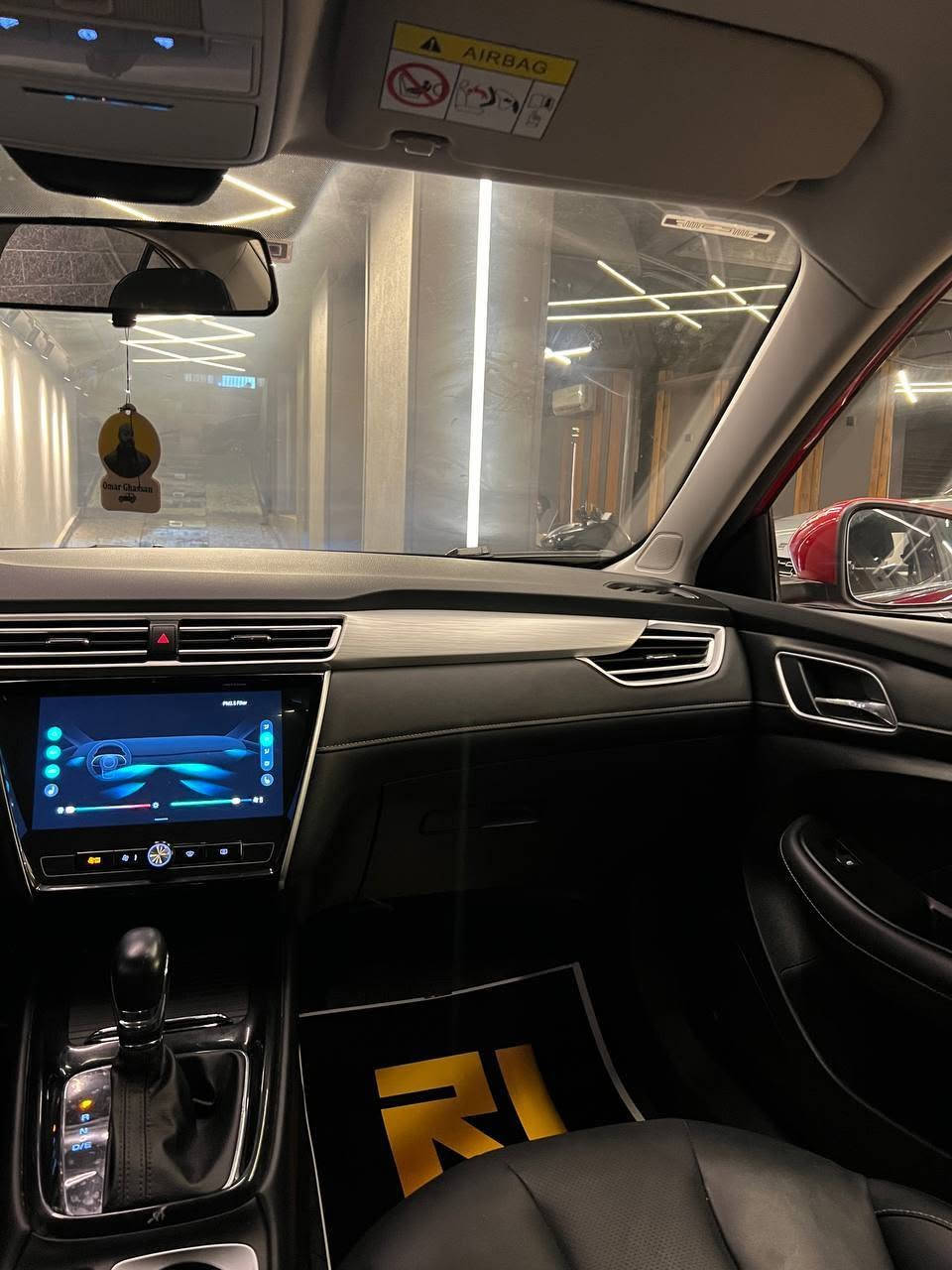 🚗 MG 5 Luxury Edition
📅 موديل 2026
📍 عداد 12,000 كم فقط
⚙️ المواصفات:
محرك 1500 سي سي
قوة 120 حصان
تشغيل بضغطة زر (Start Engine)
دخول وتشغيل بدون مفتاح (بصمة)
مرايات كهرباء ضم
فتحة سقف
جنوط 16 بوصة
كراسي كهرباء
تحكم كامل من الطارة
🎨 اللون: أحمر
🪑 الفرش: أسود
✅ حالة ممتازة وجاهزة للفحص والمعاينة
للتواصل https://wa.me/201018393590 القاهرة, مصر


**إذا كنت صاحب هذا الإعلان وتريد حذفه لأي سبب، رجاءا أرسل رسالة إلى الدعم الفني**