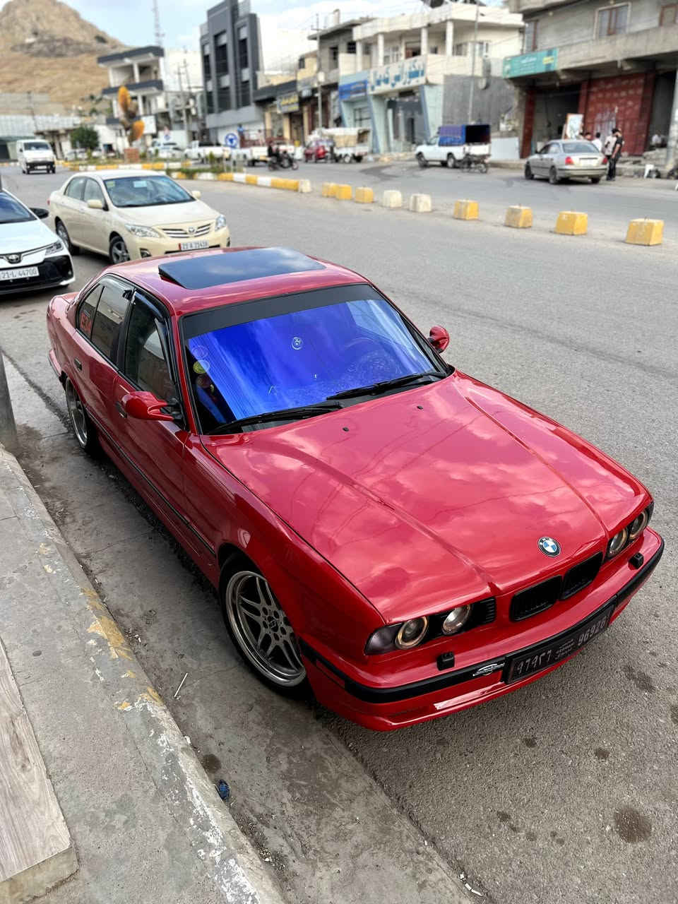 بيم بوفروشتن بيمةسرةفة 92ئارمي پلاسيك هةولير دووجام كارةبا525توماتيك پيشودوايكراوة بةmكاملجوانكاريبوكراوة مالي خومة 3سالة لأمة تازةبوياخم كراوةتةوة شوختو جالي تيانية سةيارةكةي زورجوانة لةهيجي كةمنية بونرخ نامةبنيرة يان تةلةفونبكة***********

