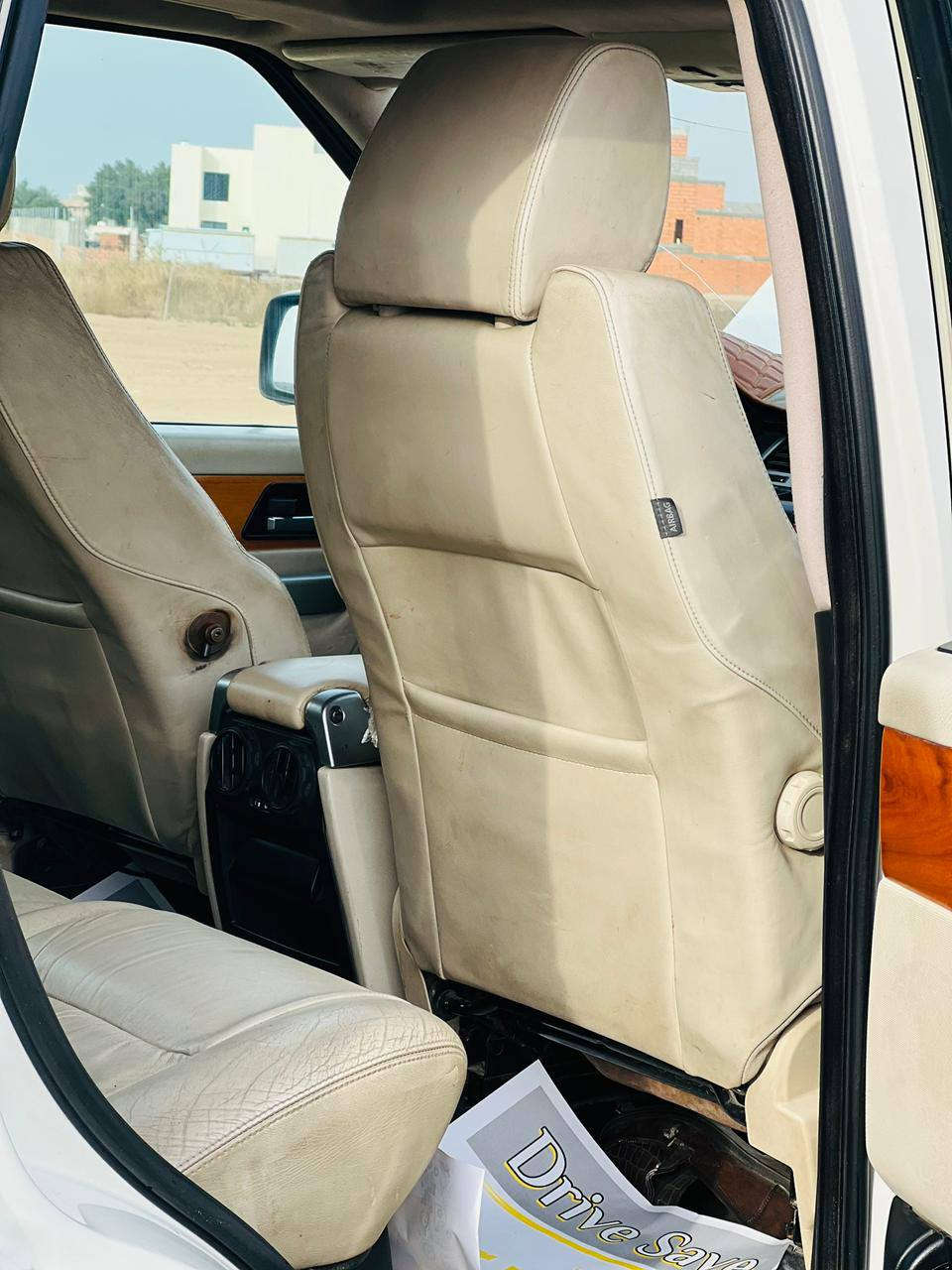 سلام عليكم
سياره رانج سياره مكفوله من كصه ومن ضربه سياره وارد خليجي رقم اربيل ابيع واقع حال بدون تحويل لان صاحبها ما اندله سعر 57 وبيها مجال قليل كير محرك مكفول مكان سياره بغداد تاجي


**إذا كنت صاحب هذا الإعلان وتريد حذفه لأي سبب، رجاءا أرسل رسالة إلى الدعم الفني**