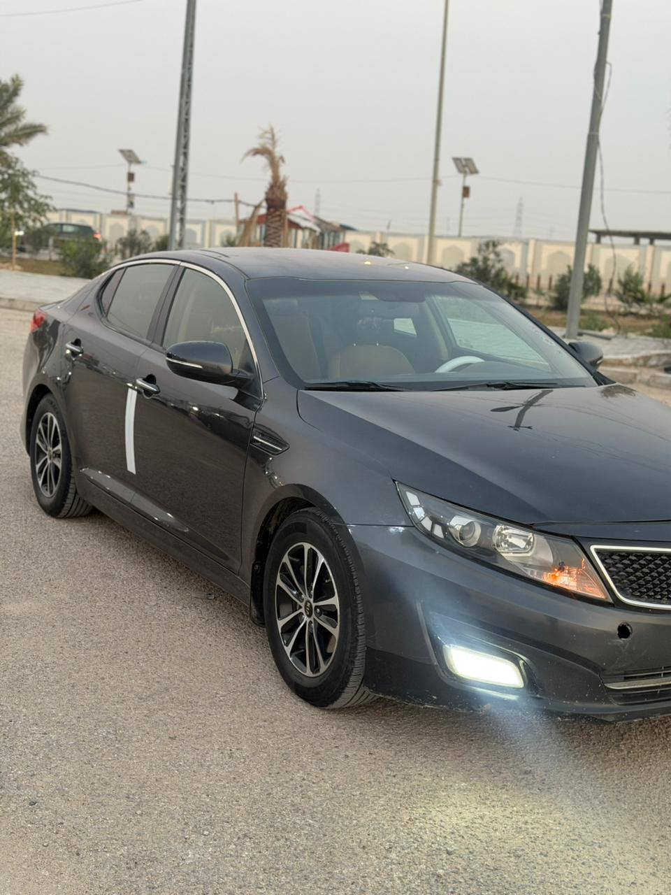 اوبتما لون نفطي موديل ٢٠١٥ مكينه ٢٤٠٠ مابيه صبغ فقط تبديل بنيد وجاملغ الأيمن. بأمريكا نفس اللون والباقي كفاله  مكينه وكير مكفولات حداديه  تخم تاير جديد السياره جديده السعر ١١٨ وبيه مجال قليل   
مكانه نجف 
 
رقم دهوك تريد وكاله تريد مداور 
 
***********
