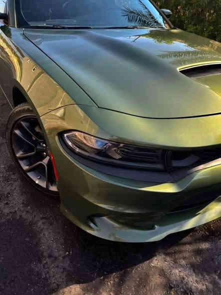 دايتونه 2022 اصل  5700    V8
فول فول عدا الفتحه 
 1- خزن ميموري 
2-كشن حضن كهربائي ثنينهن
3-كشن كنتاره و جلد مختم دايتونه 
4-اربع انضمه قياده تحكم من الشاشه 
5-ستيرن خزن
6-كشن تدفئه امامي خلفي 
7-سياره على وضع الشركه كله رياضي بلادي 
8-سياره عليه برمجه كلش قويه بلاديه صوت رعب 
بيه ايرباك فقط الكشن
9 ماشيه 60 حقيقي 
سياره لا لغد ولا شاصي كفاله ✅
كير محرك بلاد مال شركه مكفولات ✅
السياره داخه من امريكا 2 قطه  جاملغ وبنيد 
سياره حلوه بالحقيقة و بلاديه و مناقصه ولا برغي 
للاستفسار ***********
غير متواجد ع نت
مكاني بابل
