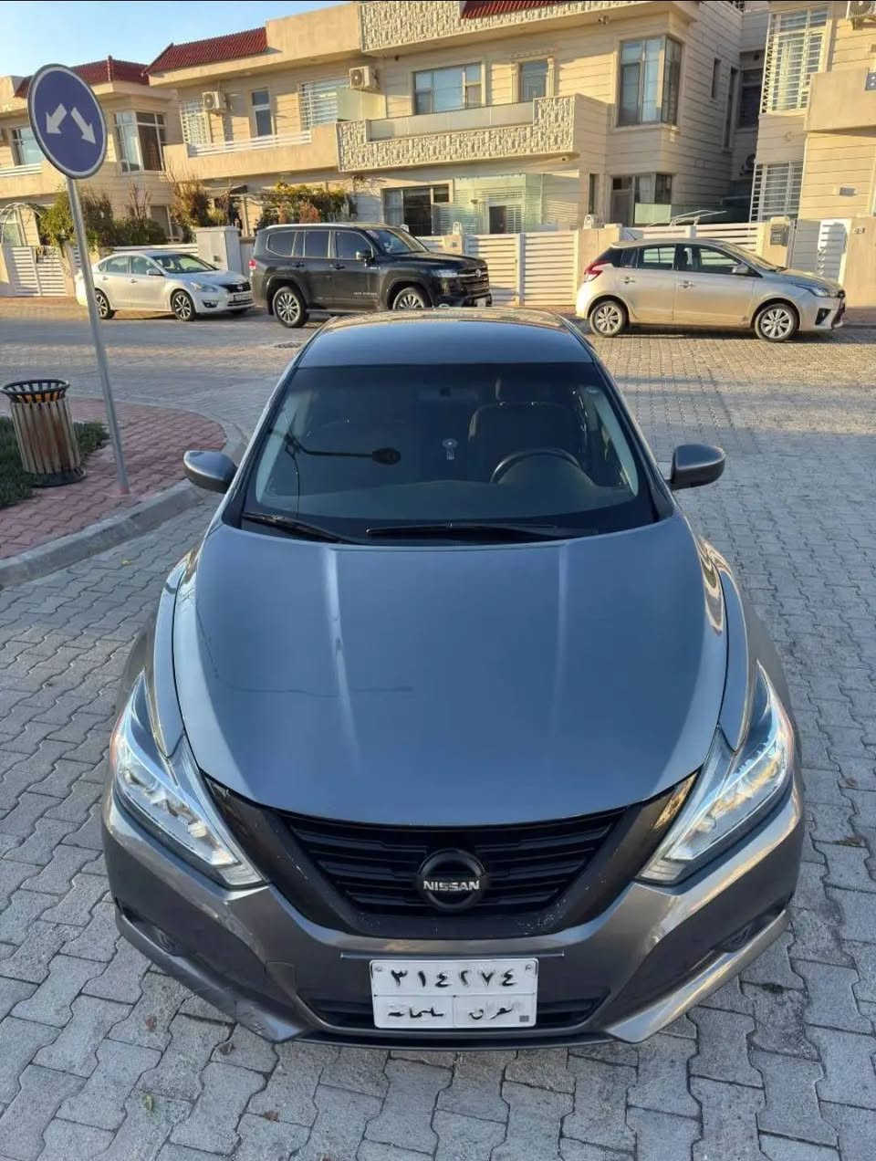 نیسان ئەڵتیما 2018 مواسەفات sv ژمارە سلێمانی سەنەوی تازە فەحس تازە
4 تایەیی تایلەندی لۆکی بۆ کڕاوە
باتری 2 مانگە بۆی گۆڕاوە
هایدرۆلیک وە فلتەری ئەسڵی لە شەریکە بۆ گۆڕاوە 
هەمووی لەسەر شەریکە ماوە هیچی دەست کاری نەکراوە
بۆنیت دەرگای پشت سایەق گۆڕاوە بە بیلادی خۆی
دەرگای سایەق وە جەمەلەغی دواوە بۆیاخە
بۆنیتی زۆر بە خەفیفی بەشی سەرەوەی لێی دراوە لە ڕەسمی حادیسەکەی دیارە ،بێ ناو بێ ئێرباگ
72000ڕۆشتوەشەغال
بلاجکتۆر
تحدید سورعە
فۆلیۆمی سەر سوکان
کوشن کارەبایی
ڕاداری لاتەنیشت
ڕاداری ئیمێرجنسی
بەسمە
بەسمەی دەرگا
دەسک ستیل
بۆ پەیوەندی *********** السليمانية, العراق
