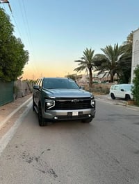 دخول جديد   للبيع شوفرليت تاهو العلامه السوده  موديل 2025 زيرو ماشيه 5...