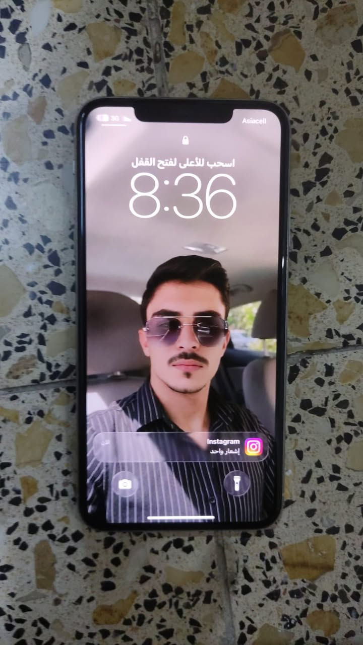 ايفون 11برو ماكس
ذاكره 256 

بطاريه 76 

شرط مو مفتوح ولا يعبر هوه بس ضهره مكسور 

جهاز نضيف يرهم مراوس ونطيني سعر عجبني ابيعك 

***********

