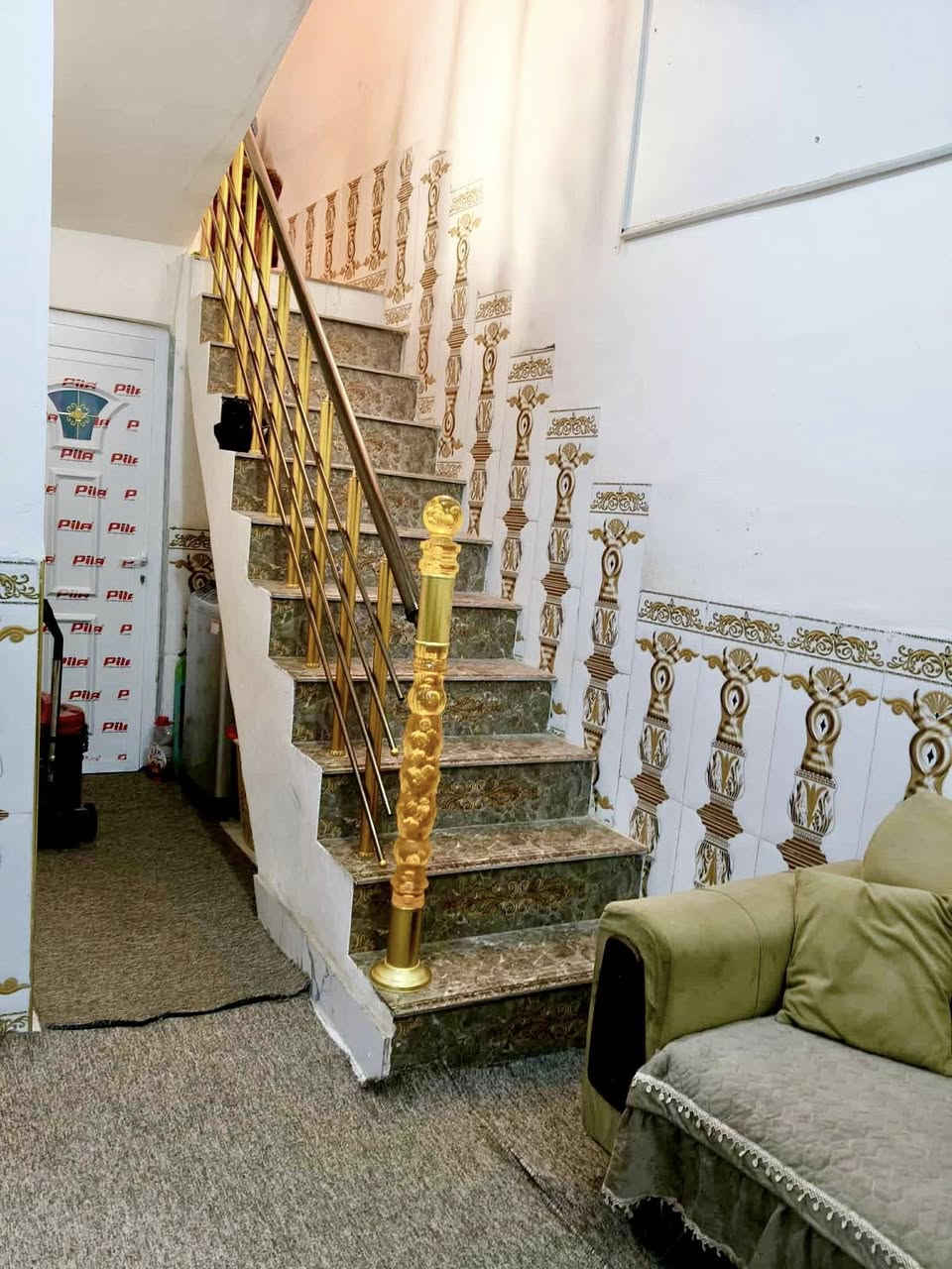 #إعلان رقم (190)

       // دار زراعي للبيع المكان الـ معالي //
 
#التفاصيل 

 الـ معالي قرب مدرسة الخلود 
سنة البناء  _2021 _
طابوك سقف عكادة  
عرض الشارع _7 _م _ قريب لشارع الرئيسي 
مساحة_ ١٠٧ _ م _ واجه 8 ونص _ م

يحتوي على غرفه وبراني وصاله ومطبخ وصحيات  داخليه و خارجية ومنور وطارمة 
الارضيه بورسلين 
وجدار سيراميك وابياض 
السطح صبه ارتفاع _10_ سم معمول علىه ايزوكام

#ملاحضه(( السعر ٢٣ وبي مجال ))

#الاستفسار اكثر مراجعة مكتبنا او مراسلة الصفحة او الاتصال على الرقم ادناه 

#العراق _ السماوة _حي العسكري _ قرب جامع الامام علي (ع)

#رقم المكتب_ ***********_سيد ولاء
                         _ *********** _ابو حسين                                                  
 
              #الخارطة للاستثمار العقاري #
                         _خدمات عقارية_
