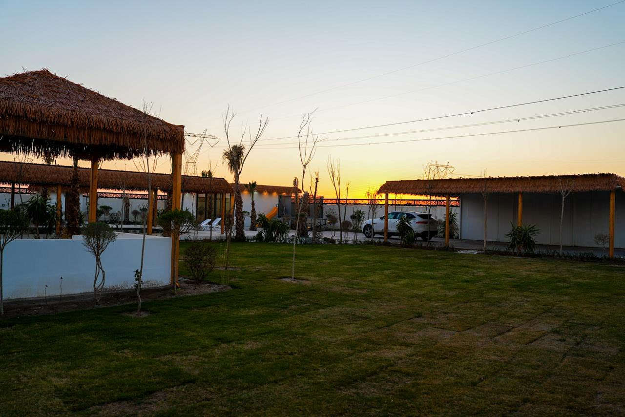 مزرعة قش و خيزران : وجهتك المثالية للاسترخاء والمرح! 🌳*

تعال واستمتع بأجواء الطبيعة الخلابة في مزرعتنا المميزة! 🌟 نقدم لك تجربة ترفيهية فريدة من نوعها، مع مساحات خضراء واسعة، وأنشطة ترفيهية متنوعة.

📍بغداد_ابو غريب
للحجز والاستفسار الاتصال على الرقم : ***********
