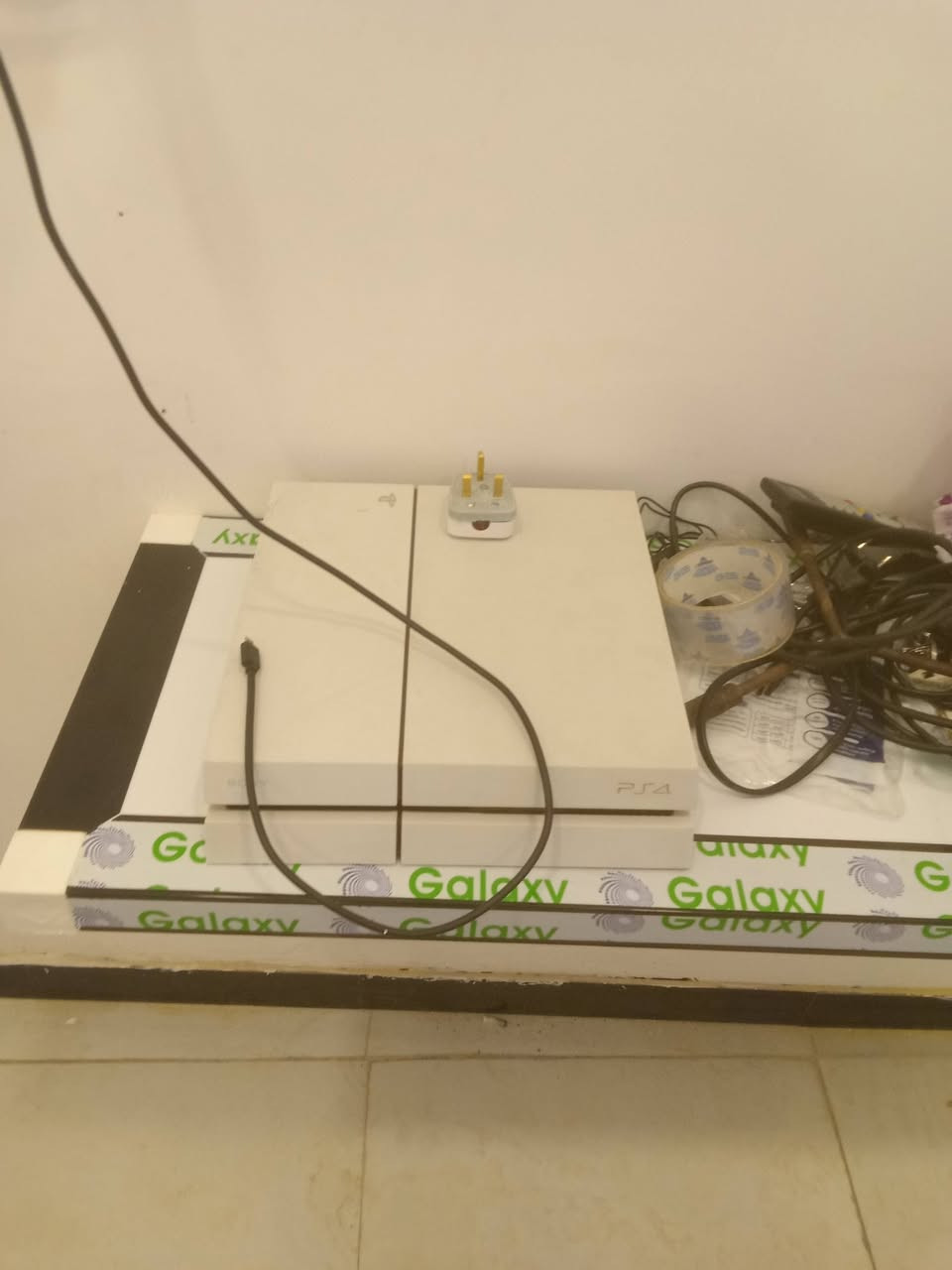 سلام عليكم
بليات 4 نضيفات حيل وعل فحص مامهكر 
تجي تشوف وتفحص وتأخذ اني خادم 
شاشات هم البيع المكان بغداد الجديدة 
***********
