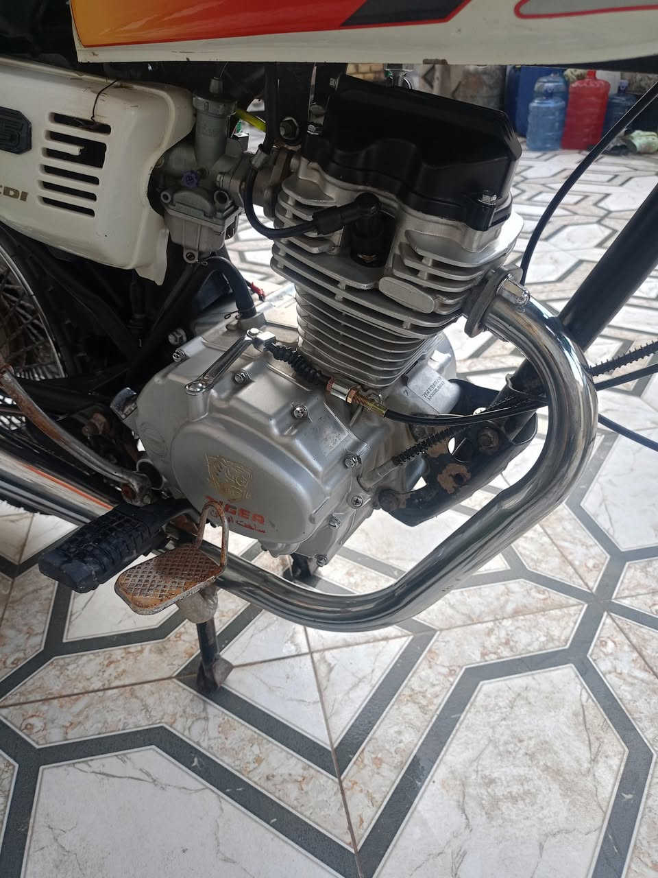 سلام عليكم  دراجة تايكرللبيع موديل 2021 
وراق 5 اصولي كهرباء كله شغال 
شغل وطلع واسط العزيزية 
***********
