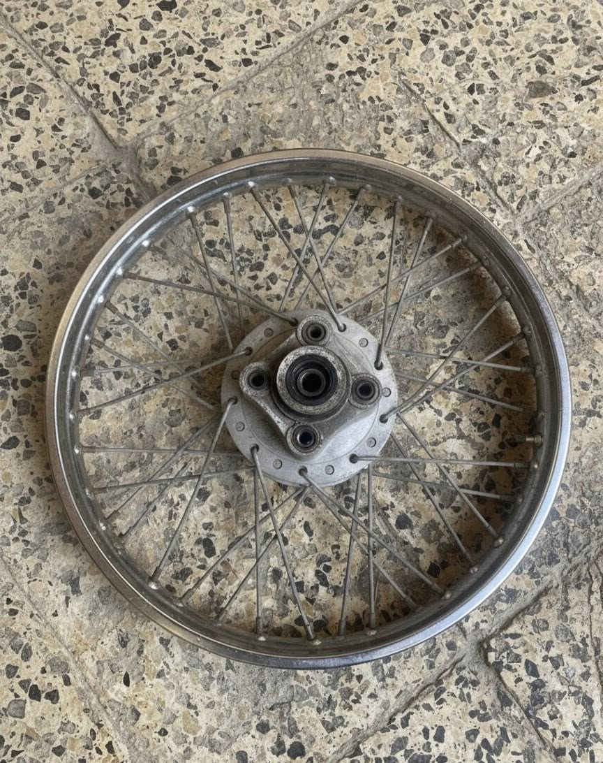 السلام عليكم ،، ( سيباية ) ورنك خلفي اصلي ثقيل بي عواج قليل السعر اثنينهن ب30

مكاني الحيانية ***********
