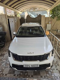 سورينتو • موديل ٢٠٢٤ • ماشيه ٤٠ الف