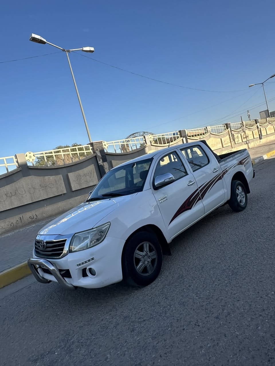 السلام عليكم للبيع فلاونزه 2014رقم ميسان دولي باسمي   سنويه جديده وهزه كامله مداور ثاني يوم كير اوتماتيك شاصي 19سياره بيه حادث جاملغ وبنيد والجامع الثاني فقط جاهزه من كلشي مكينه كير حداديه تبريد كله خير من الله حلوه سياره مال جناي السعر 165وبيهه مجال مكاني كربلاء لاستفسار ***********
