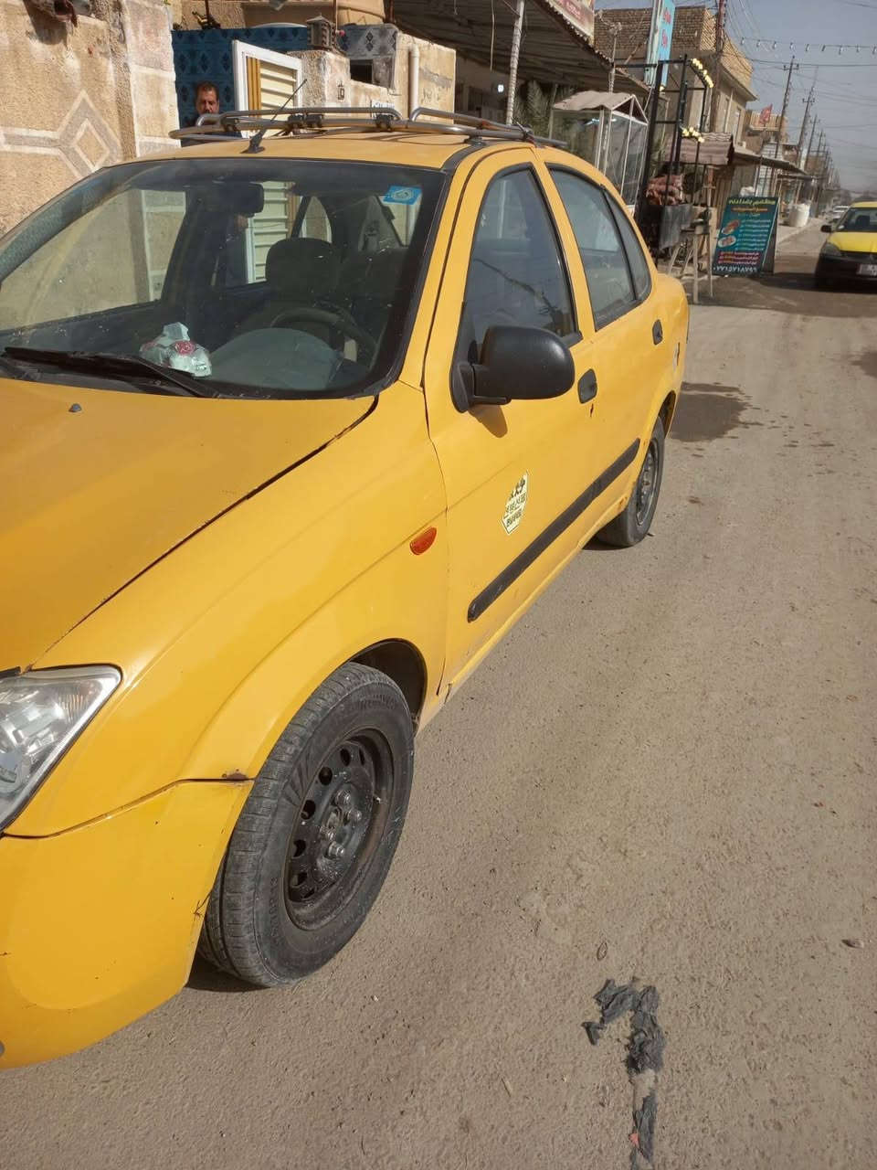 السلام عليكم سياره للبيع سعرها 30 وبيها مجال باسمنا مصفره هيئه وغرامات محوله جديدن مكانها بغداد الحسيني ***********
