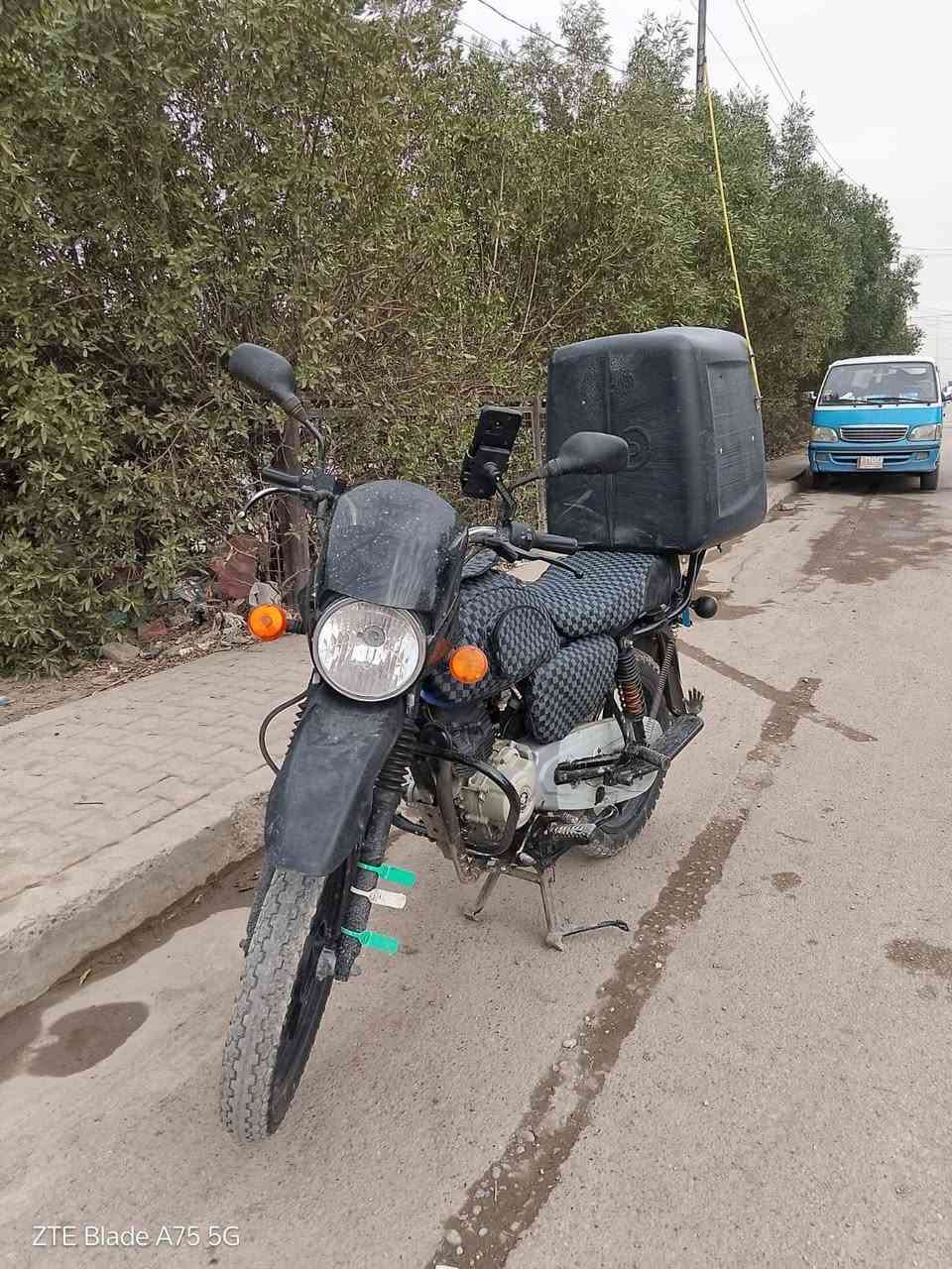 دراجة بوكسر مديل 22
دراجة كفاله من تنقيص وتبخير مكينه ناعمه خرسه كلش
مانقصه ايي شي وراقه كاملات  ،***********
مكاني  بغداد  سعر مليون بيه مجال حك الجيه
