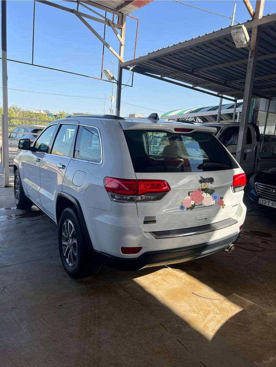 السلام عليكم جيب لاريدو موديل 2014
كفال عامه رقم بغداد 
موصفات لاريدو معروفه 
السياره محرك كير حديديه كله جديد
بيه صبغ فقط دعاميات سونار مرفق 
السعر 200$
العنوان بابل جبله 📍
***********
