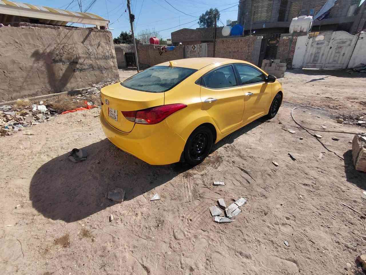 سلام عليكم عندي الانتره موديل 2013امريكي حادثها قبق الصندوق فقط بدون كلشي سياره جديده ماشيه 175الف مكينه 1800دوش تخم تاير كير مكينه كله مكفول مكان السياره بغداد السعر  98وبيها مجال ***********
