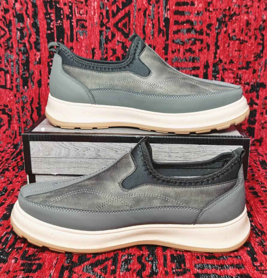 حذاء قاعدة طبية مريح جدا وخفيف الوزن 
اخر قطع متوفرة قياس ( 41, 44, 45,) قالب كبير


**إذا كنت صاحب هذا الإعلان وتريد حذفه لأي سبب، رجاءا أرسل رسالة إلى الدعم الفني**