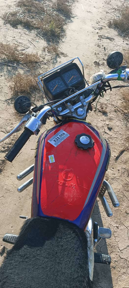 سلام عليكم دراجه للبيع موديل 2021مكفول بدل بس بستم ولباقي كفاله كهربائيات شغالات 650وبيهه مجال متواجد خاص عنوان واسط الشحيميه


**إذا كنت صاحب هذا الإعلان وتريد حذفه لأي سبب، رجاءا أرسل رسالة إلى الدعم الفني**