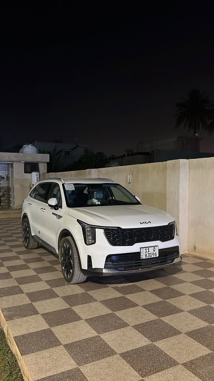 سلام عليكم
للبيع 

كيا سورنتو موديل ٢٠٢٥ خليجي مكفوله كفاله عامه 

رقم بغداد 

ماشية ١٣  يعني زيرو بحالة الوكالة ضمان ١٠٠ الف كم ( الشركة الدولية )

فول ما عده بانوراما

بصمة 

كير ماوس 

سايد برك بصمة 

كشنات كهرباء 

صندوك  كهرباء

تشغيل عن بعد 

شاحن واير ليس 

حساسات

اوتو هولف 

اريل انفكيشن 

مري كهرباء 

٦ سلندر سعة المحرك

تلاثة قطع تبريد  

ويل حجم20

الاتصال***********
