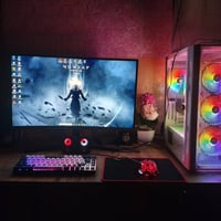 RTX 3070 • R5 5600X • شاشة ٢٧ ٢٤٠هرتز