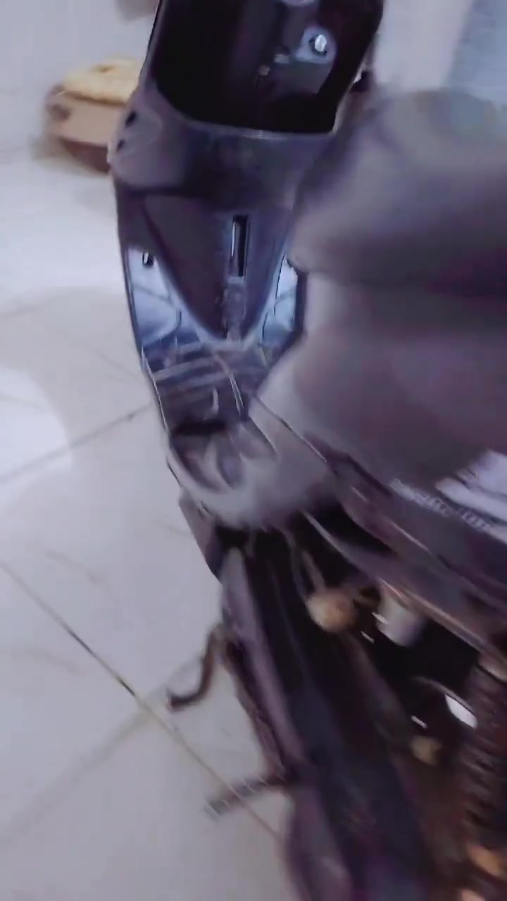 سلام عليكم درجه مفتوحه مره وحده البيع السعر 250 بيها مجال الشراي رقم ***********

