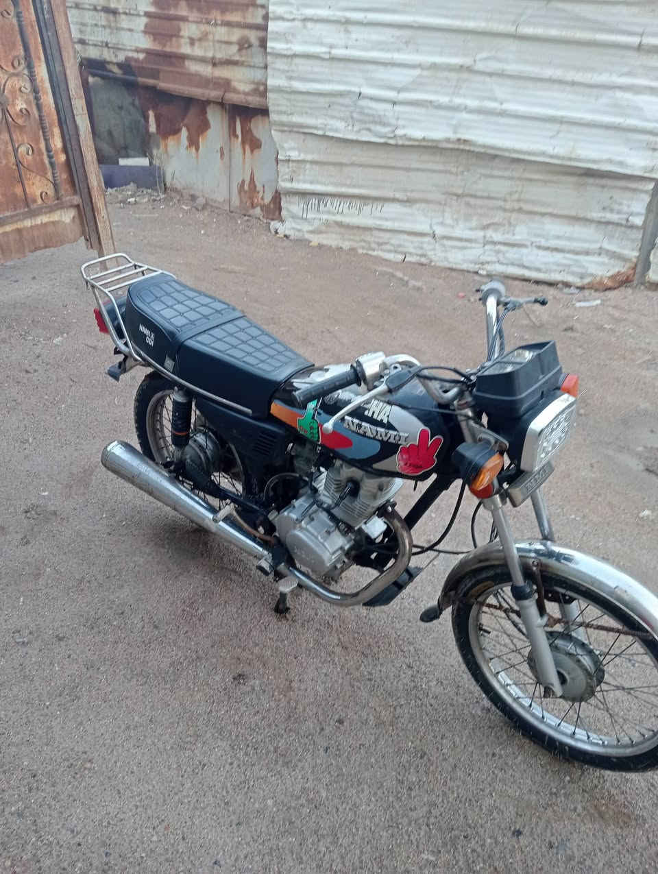 دراجه يراني نامه شلامجه موديل 2017  أوراق بسمي تحويل ثاني يوم سعر 800 وبيه مجال للشراي مكاني بصره ابو الخصيب سراجي رقمي ***********
