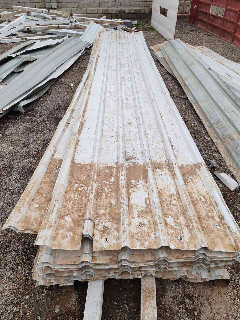 جنكورات للبيع جمله ومفرد كل واحد سته متر مستعمل رقم الموبايل ***********
