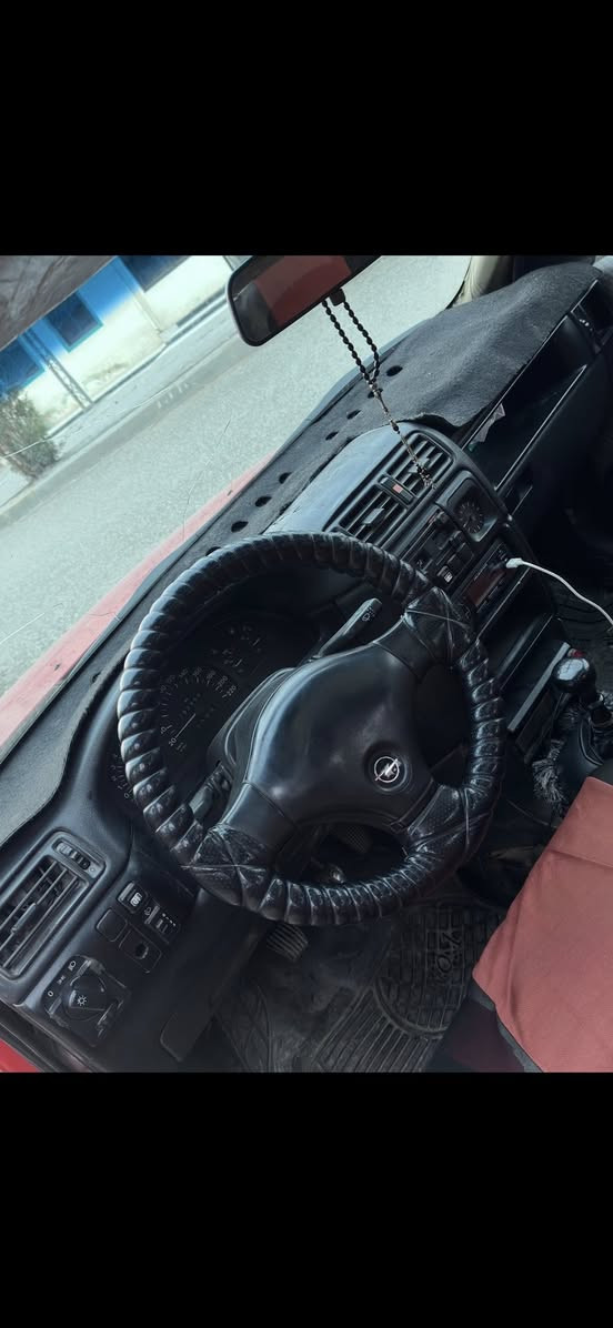 ((سعرها 29ورقه مال البيع)) اوبل فكترا محرك 18 موديل 91 رقم كركوك مشروع وطني  وبيه دفتر بانزين سياره جاهزه من كل نواحي 4 ايطارات جديد درايم شفت جديد باتري جديد صدر امامي جديد كهربائيات بشرط وسياره نضيفه كير محرك بشرط سنويه لحد 27 شرط التحويل والوكاله مكان سياره كركوك التون كوبري رقمي *********** ومتواجد على الوتساب
