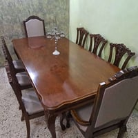 ميز طعام • ٨ كراسي • زان احمر