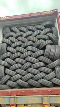 تاير ١٦٥/٧٠/١٣ • مع جنط • مستعمل