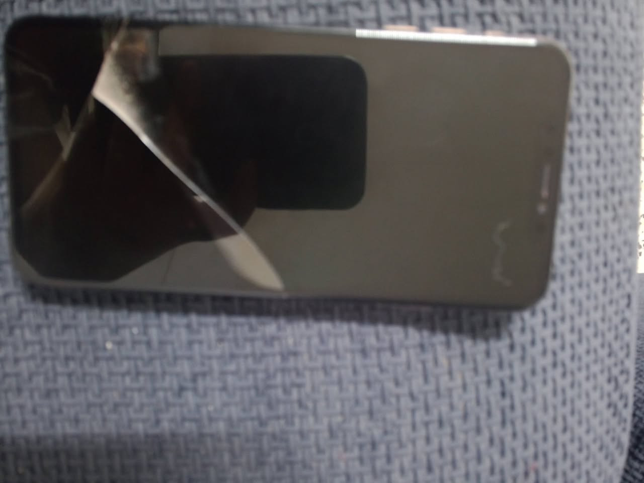 تلفون اكس ماكس مبدل شاشه. وبطاريه ١٢٥بي مجاال


**إذا كنت صاحب هذا الإعلان وتريد حذفه لأي سبب، رجاءا أرسل رسالة إلى الدعم الفني**