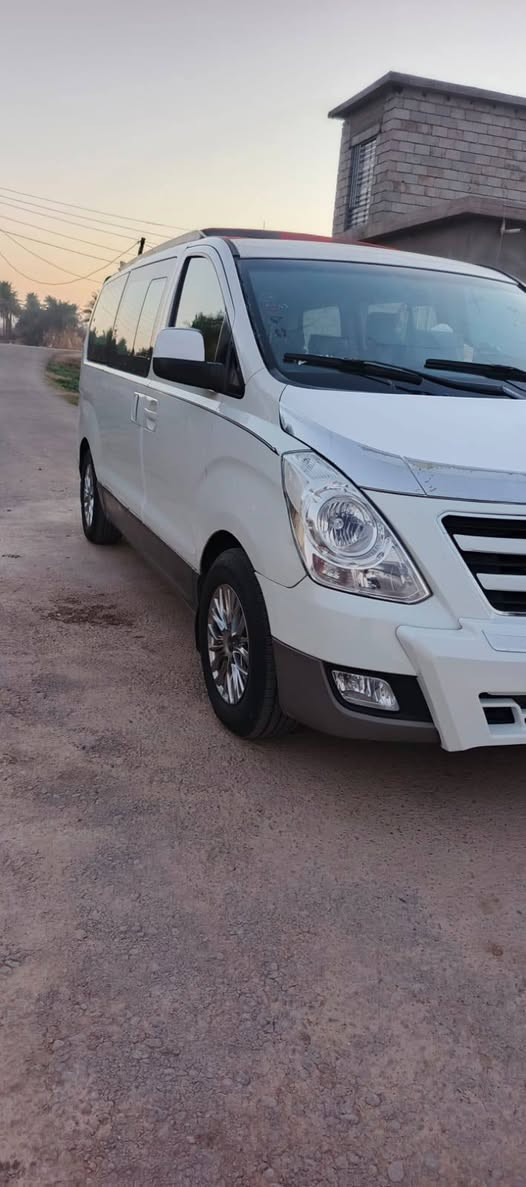 سلام عليكم 
 ستاركس للبيع موديل 2009 رقم بغداد 
صبق بجنطة صبق جامرلق خلفي ليمنة سيارة جاهزة حدادية فول 
غرفتها  كاملة 
الاتصال 
***********
