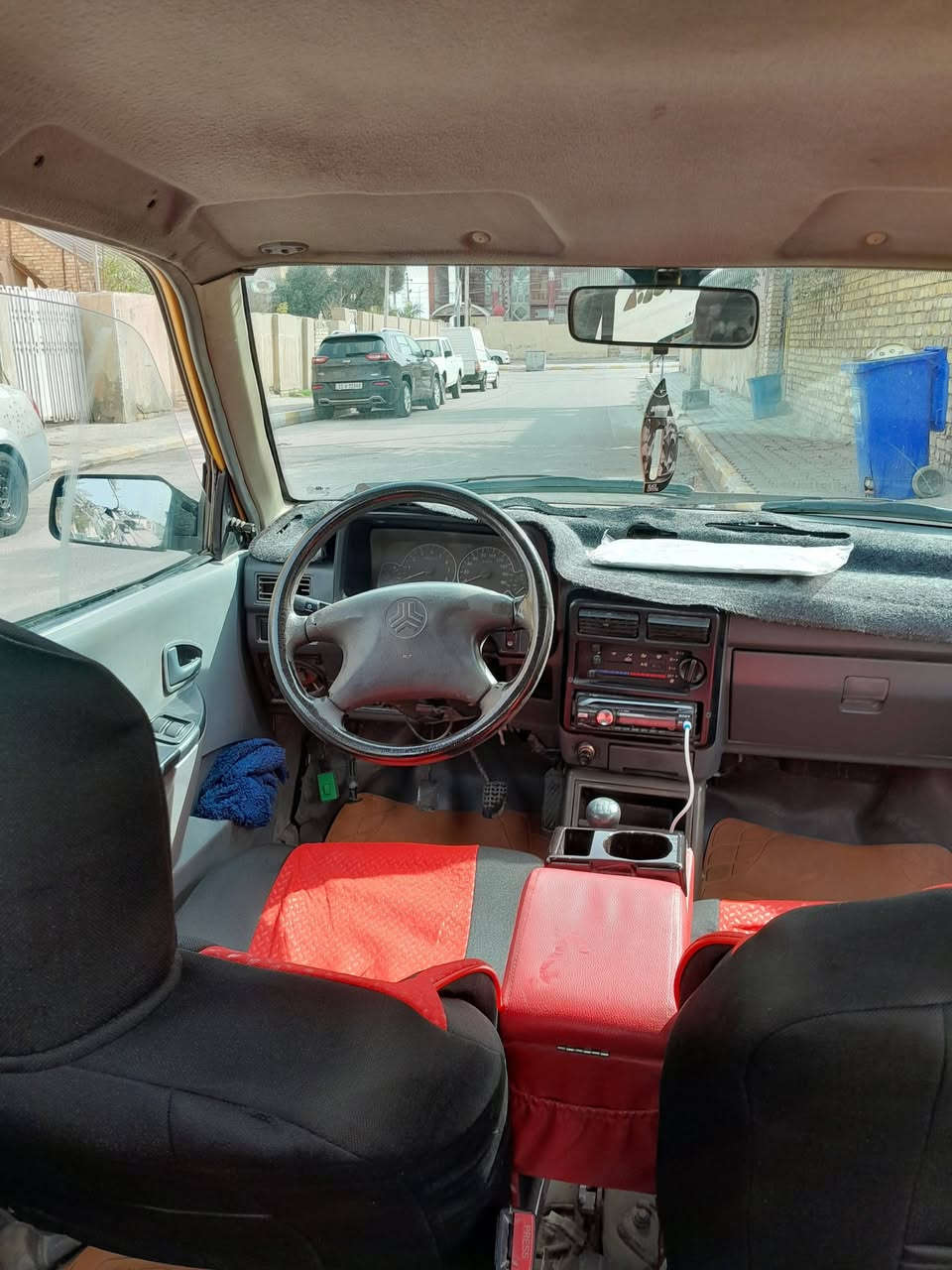 سلام عليكم سايبا موديل 2011 جاهزه محرك بجيس لاتبخير ولا تنقيص ترايك 140 شرط 😍🪬 حداديه خير من الله غرفتها احله من الصوره السياره مصبوغه حزام للجماليه كهربائيات كلها شغاله رقم واسط وشرعيها بلكوت خط وبحث مصفرات عليها بس 250 الف سياره معروضه ب 21 وبيها مجال الشراي بي خير ويدلل مكان سياره شهداء الكوت رقم الهاتف ***********
