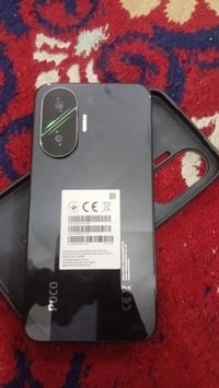 بوكو اف 7 • ٥١٢ جيجا • كسر كرتون