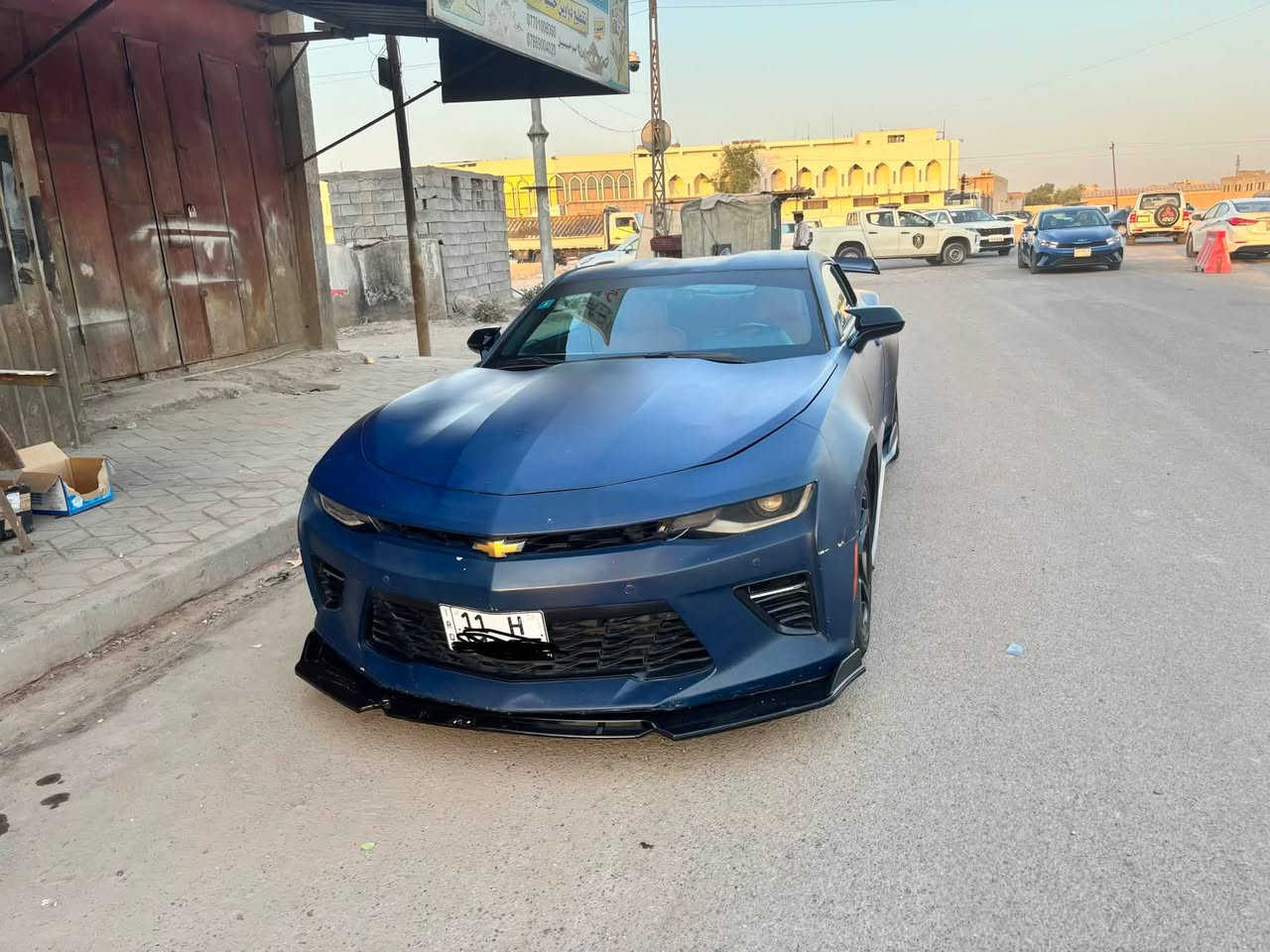 السلام عليكم كمارو٢٠١٦
تغير لون الى طافي مميز 
تقريبا كلين فقط طخه بدعاميه صور الحادث مرفوقة 
كير جديد شادة 
مكينة مكفولة 
صدر امامي خلفي نظيف 
مشط ستيرن جديد 
تبريد تدفئة شرط 
مبرمج سيفتي 
برمجة مراوح 
عدسات 
زينون عالي ناصي 
لد داخلي  متغير 
فول بصمة ابواب وتشغيل 
كشنات كهرباء 
٣ انظمة قياده نورمال وسبورت وثلجي 
مساعد منحدرات وصعود 
كت كامل دوسات و لحية و دفيوزر 
هندبريك بصمة 
داخلها جديد 
شاصي لغد مكفول 
اي جطل ماكو كلها بلاديه فقط مال زينون 
بدون جيك انجن
سعر ١١٠ وبيها مجال ولتقارنوها بلمهجومات السوك كلشي بيه حته ب٨٠ اكو 
مكان بغداد الثعالبة 
***********
واتساب موجود

